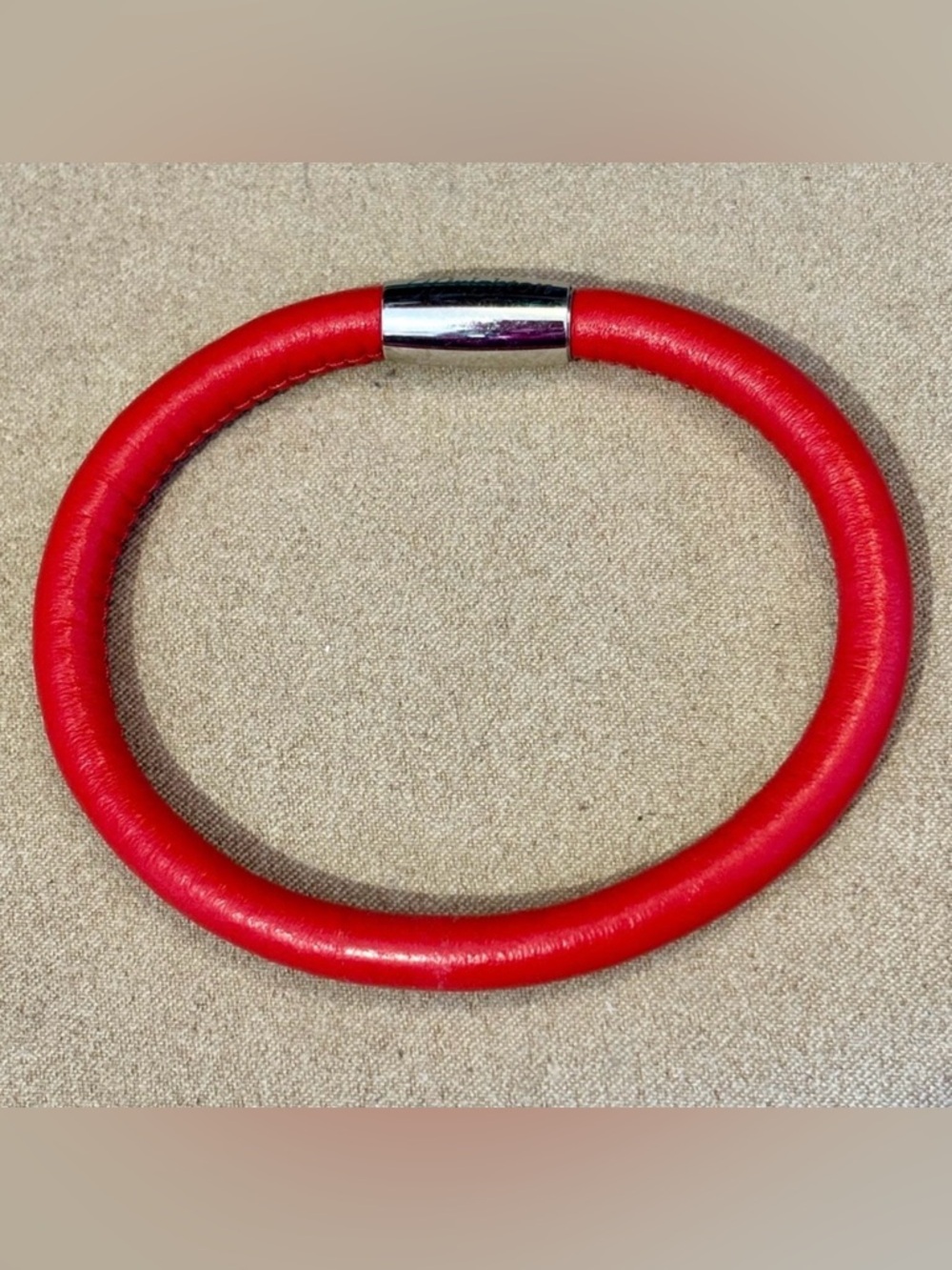 Brighton Woodstock Single bracelet Red leather Holds beads, charms Retired color
